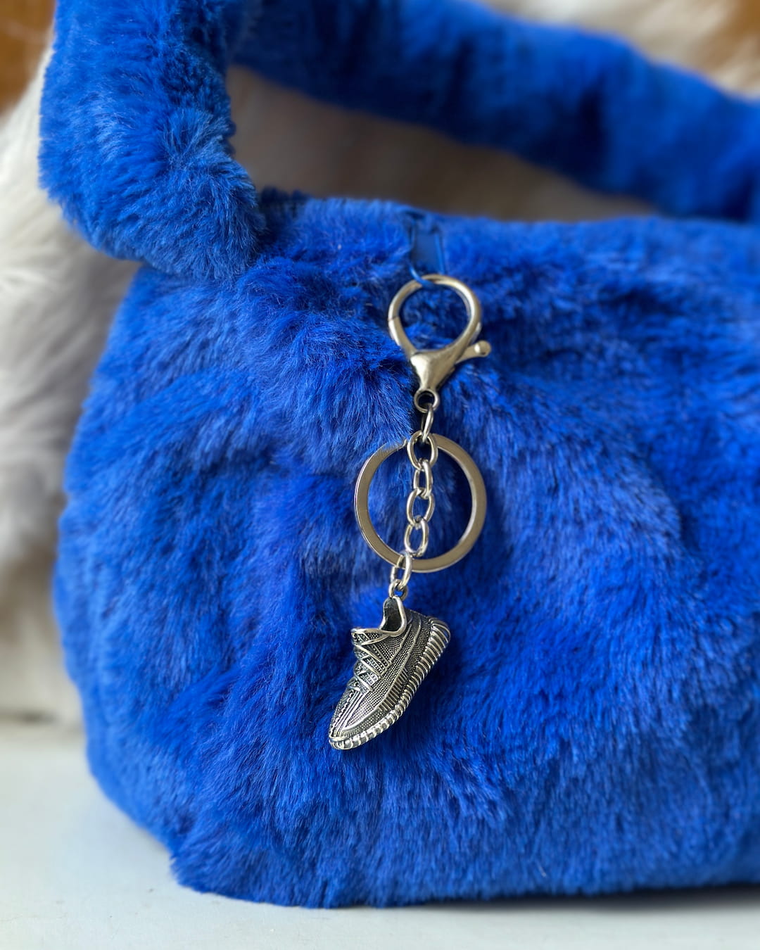 Grey Sneaker Silver Charm